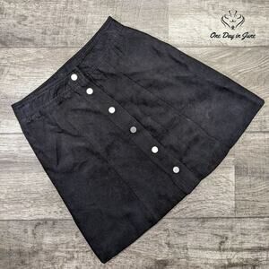 H&M Faux Suede Snap Front Mini Skirt Size 2